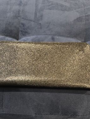 14th & Union Metallic Black Clutch Wallet